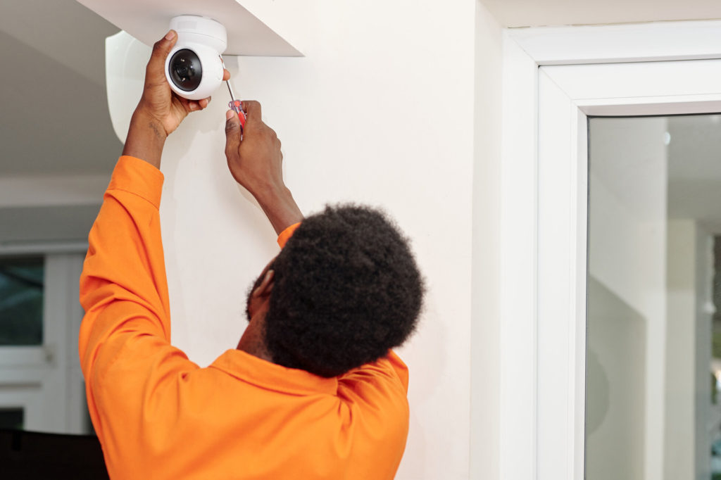 How Security Camera Systems Protect Your Business in Miami